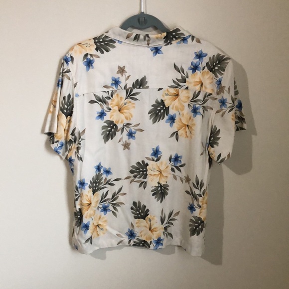 Vintage Hawaiian Shirt. XL. Blue/yellow/green/brown. Minor wear due to age. - Picture 2 of 4